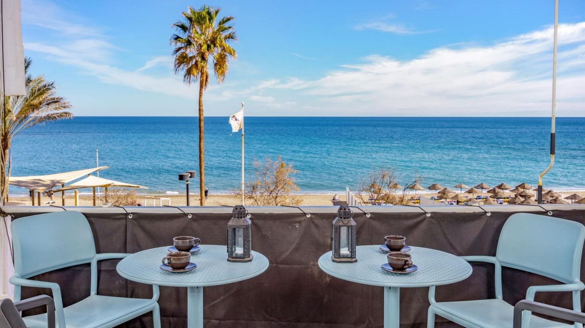 Apartment in Fuengirola – cover image