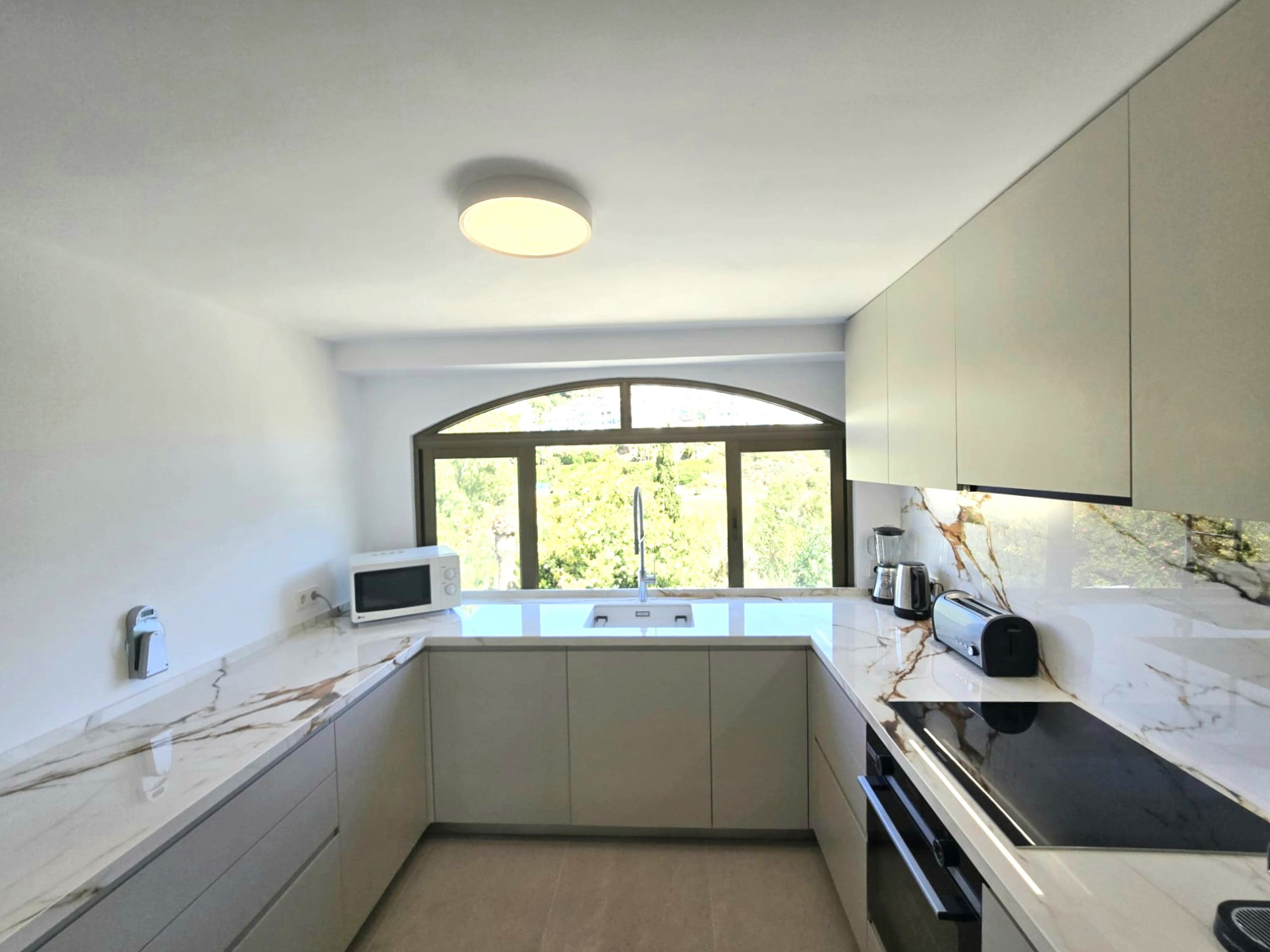Image 5:  For sale, Mijas Costa, €850,000 [RC3025]