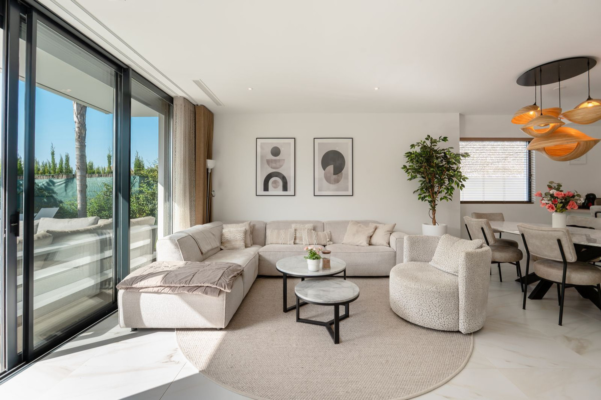 Maison jumelée à Estepona – image principale