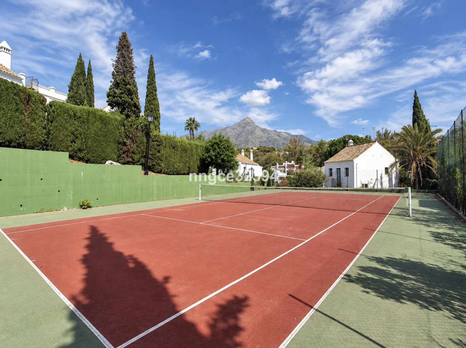 Town House te Nueva Andalucia 4
