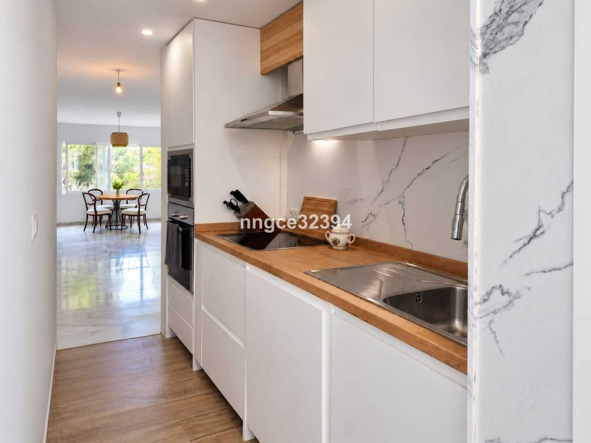 Renovated Turnkey 2-Bed End Apartment  | Selwo, New Golden Mile | FURNISHED & TURNKEY — photo 6