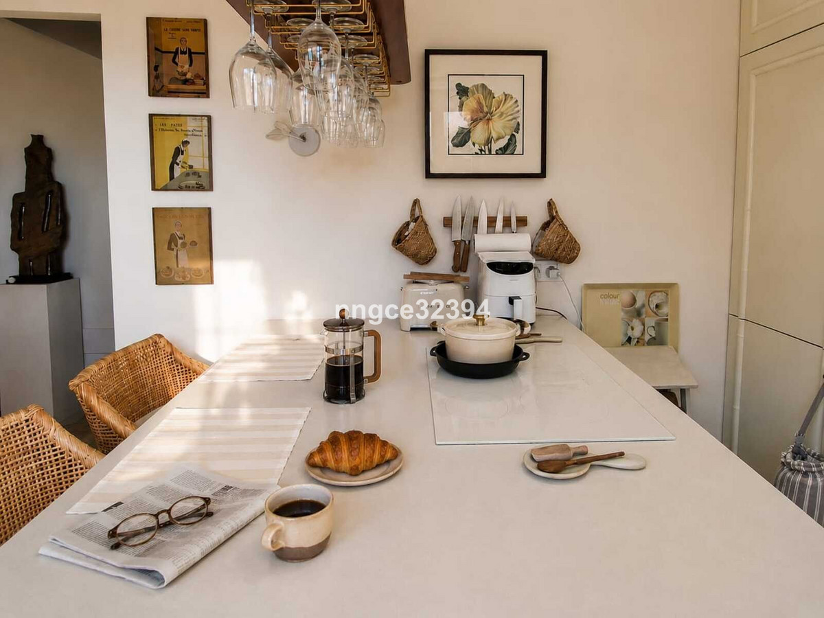 Top-Floor Designer Apartment on Marbella's Golden Mile | Sea Views, Terrace, Garage & Storage — photo 4