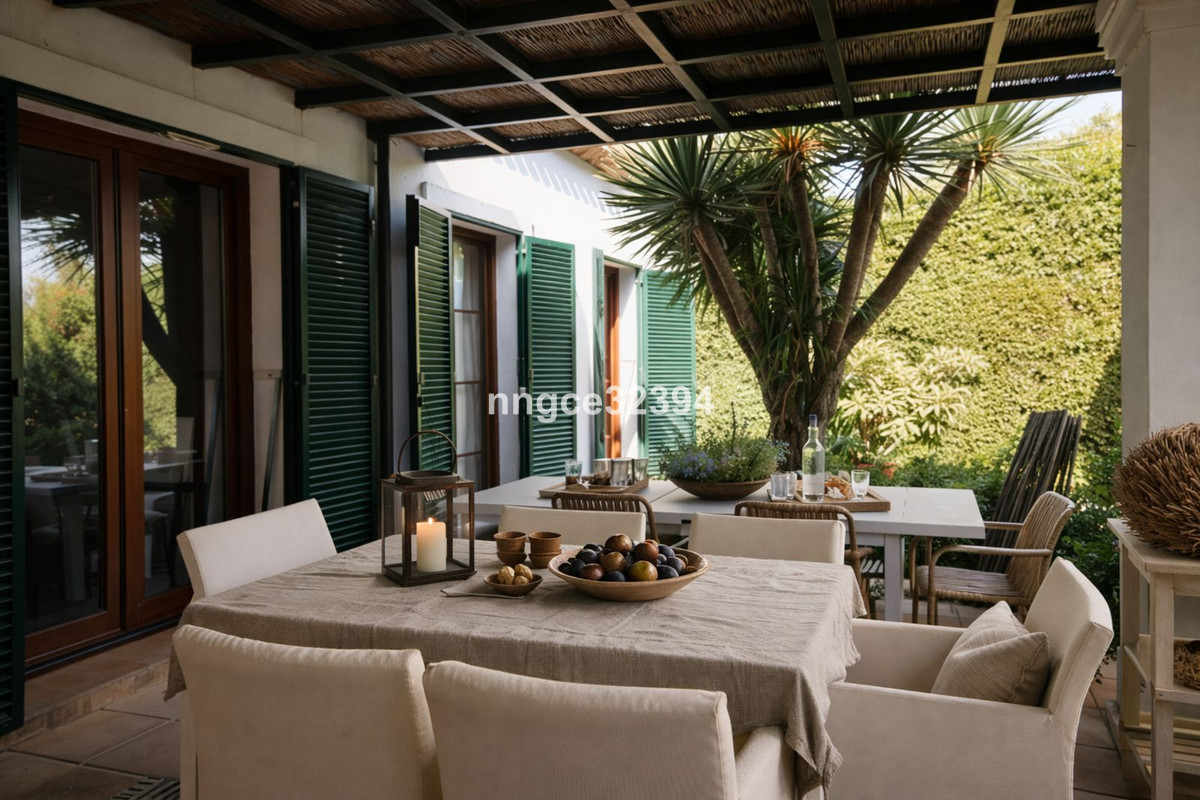 A Private Artistic Sanctuary in Sotogrande Costa — photo 11