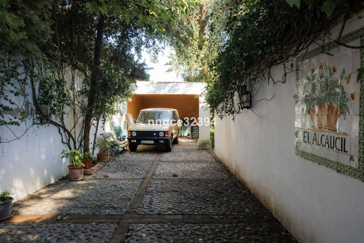 A Private Artistic Sanctuary in Sotogrande Costa — photo 5