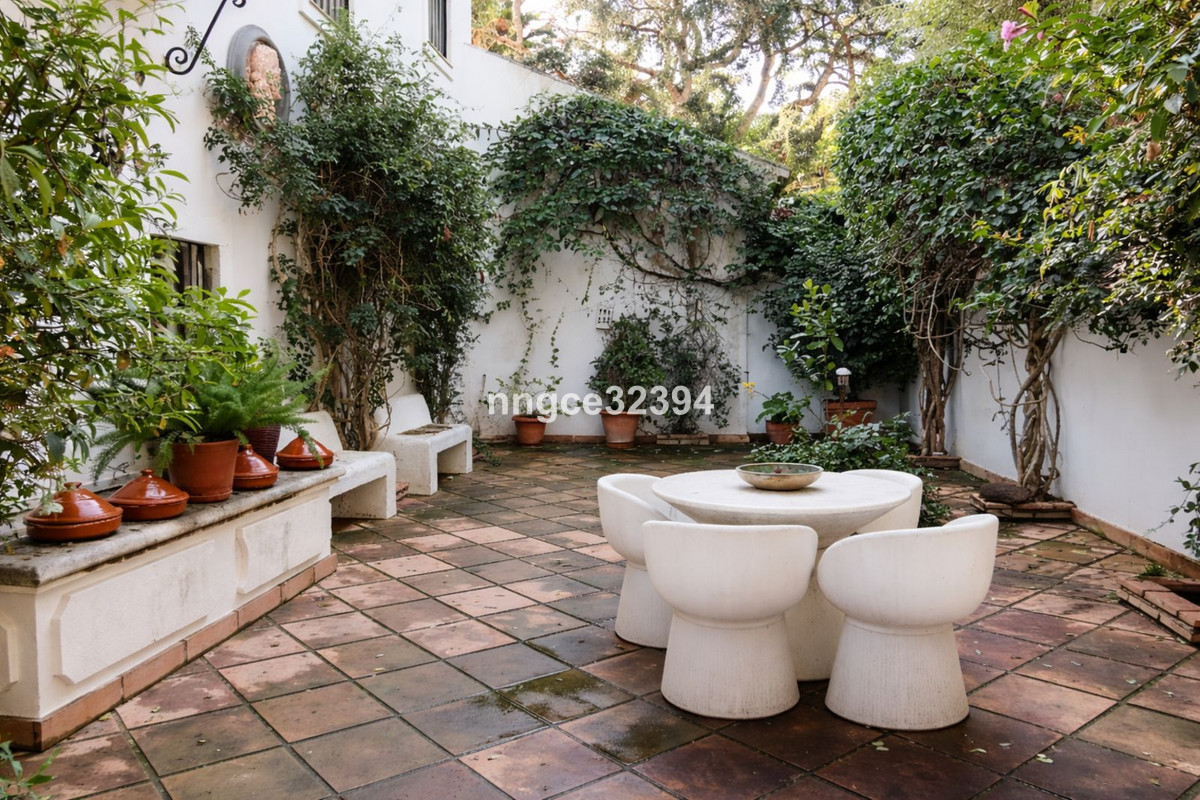 A Private Artistic Sanctuary in Sotogrande Costa — photo 3