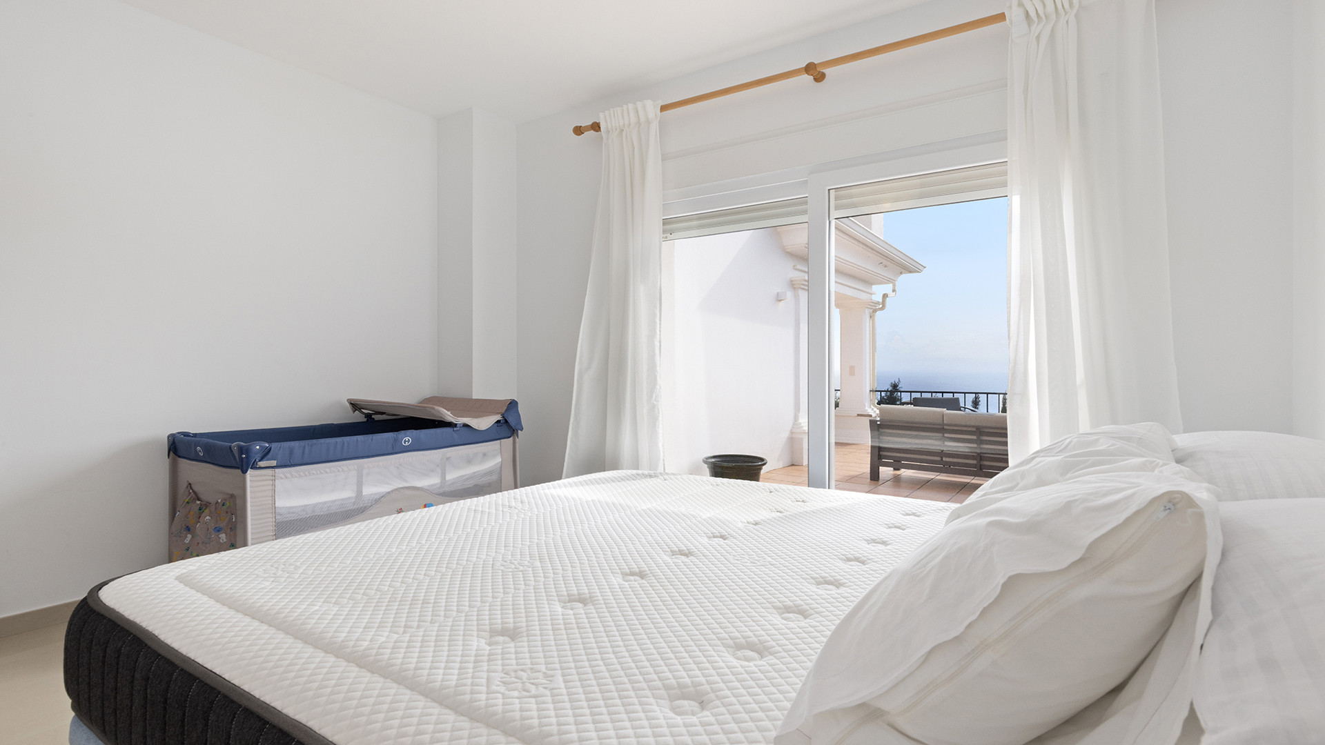 Image 21: Detached Villa For sale, Manilva, €1,450,000 [HFMs659941]