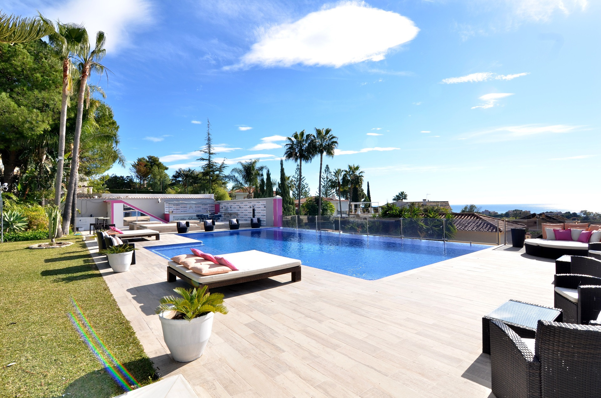 Villa for sale in Marbella East, 