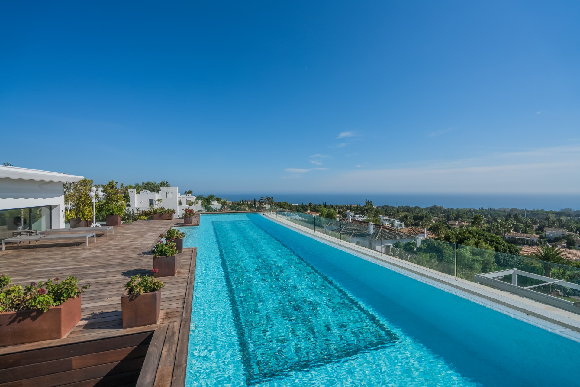 Duplex Penthouse for sale in Marbella Golden Mile, 