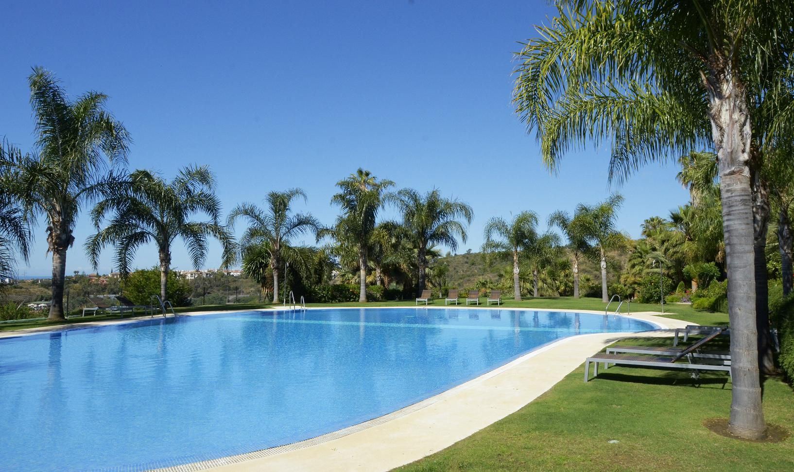Villa for sale in Marbella Golden Mile, 