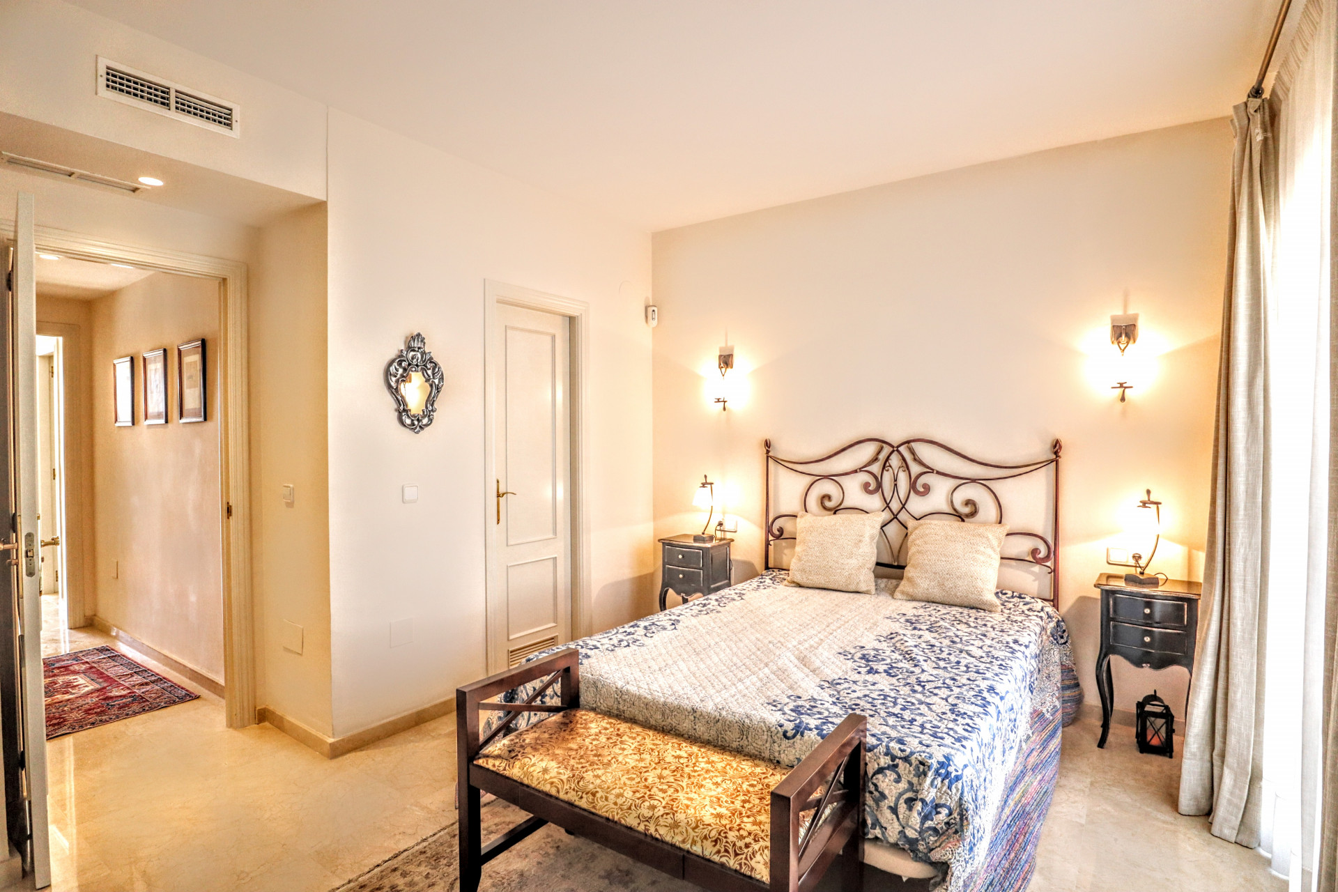 Semi Detached House Marbella Golden Mile RT-04