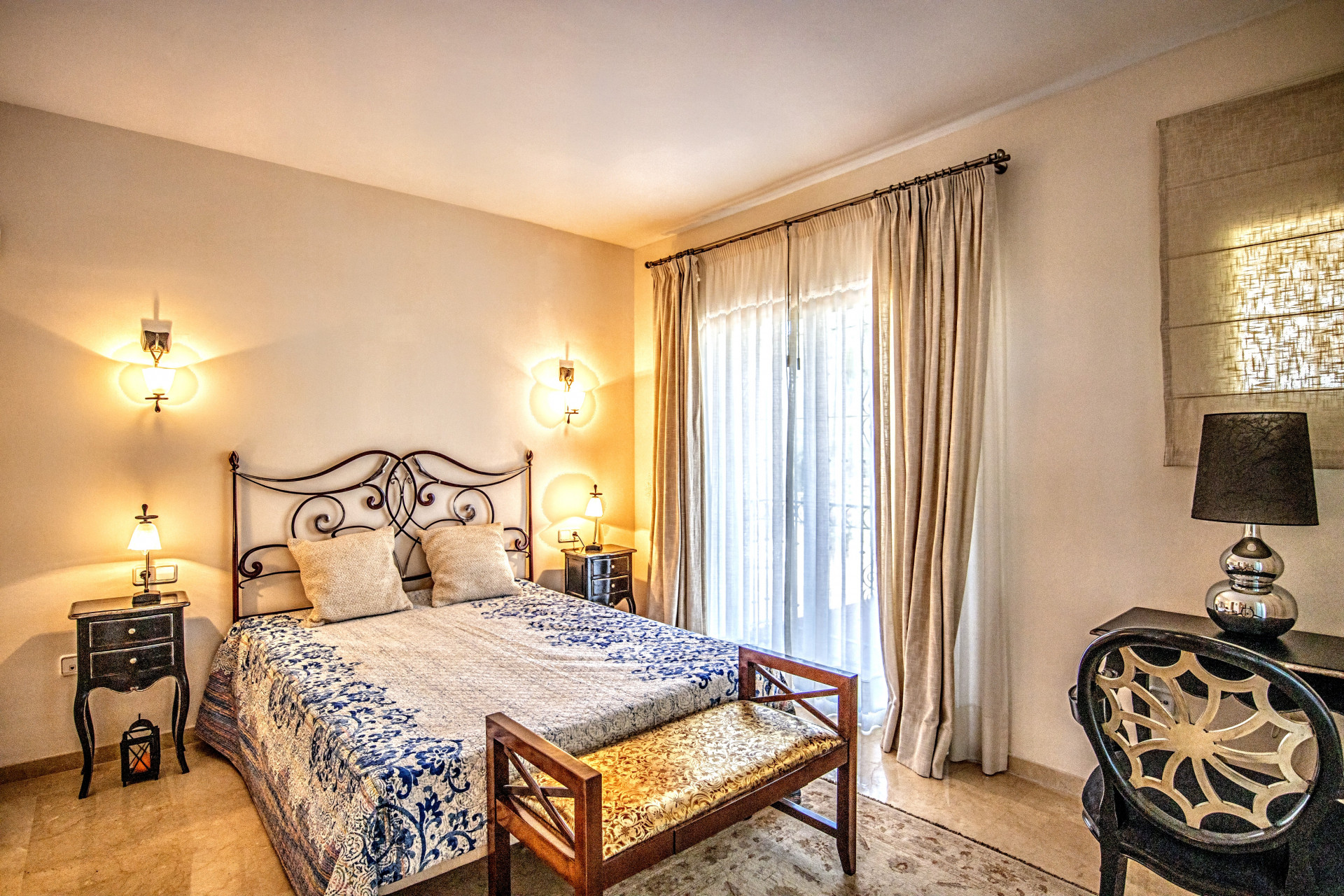 Semi Detached House Marbella Golden Mile RT-04