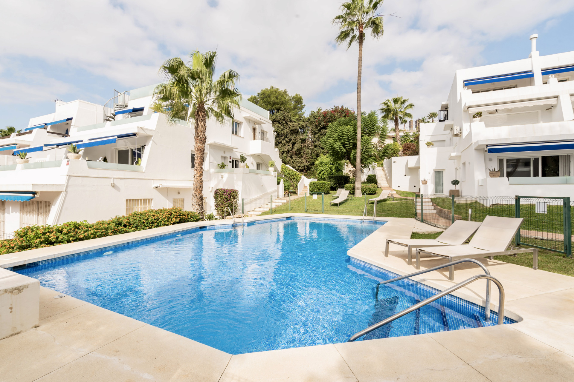 Wohnung zum Verkauf in Nueva Andalucia, Costa del Sol