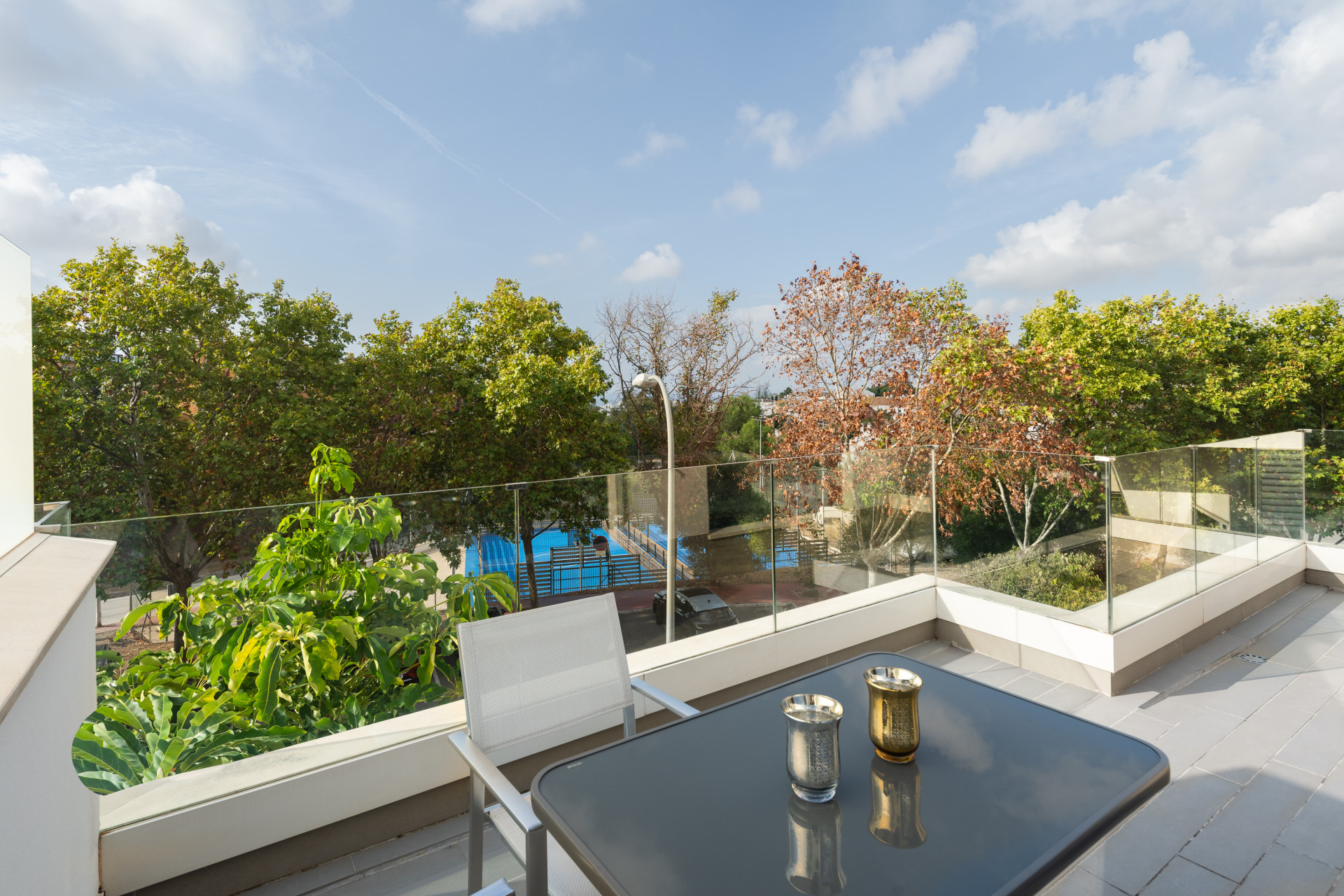 Moderne 2-Zimmer-Wohnung mit Südterrasse in Marbella