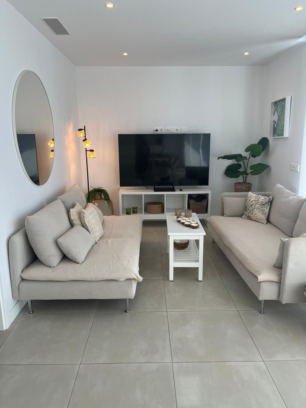 Morderne 2-Zimmer-Apartment mit Panoramablick und Sonne in El Higuerón West