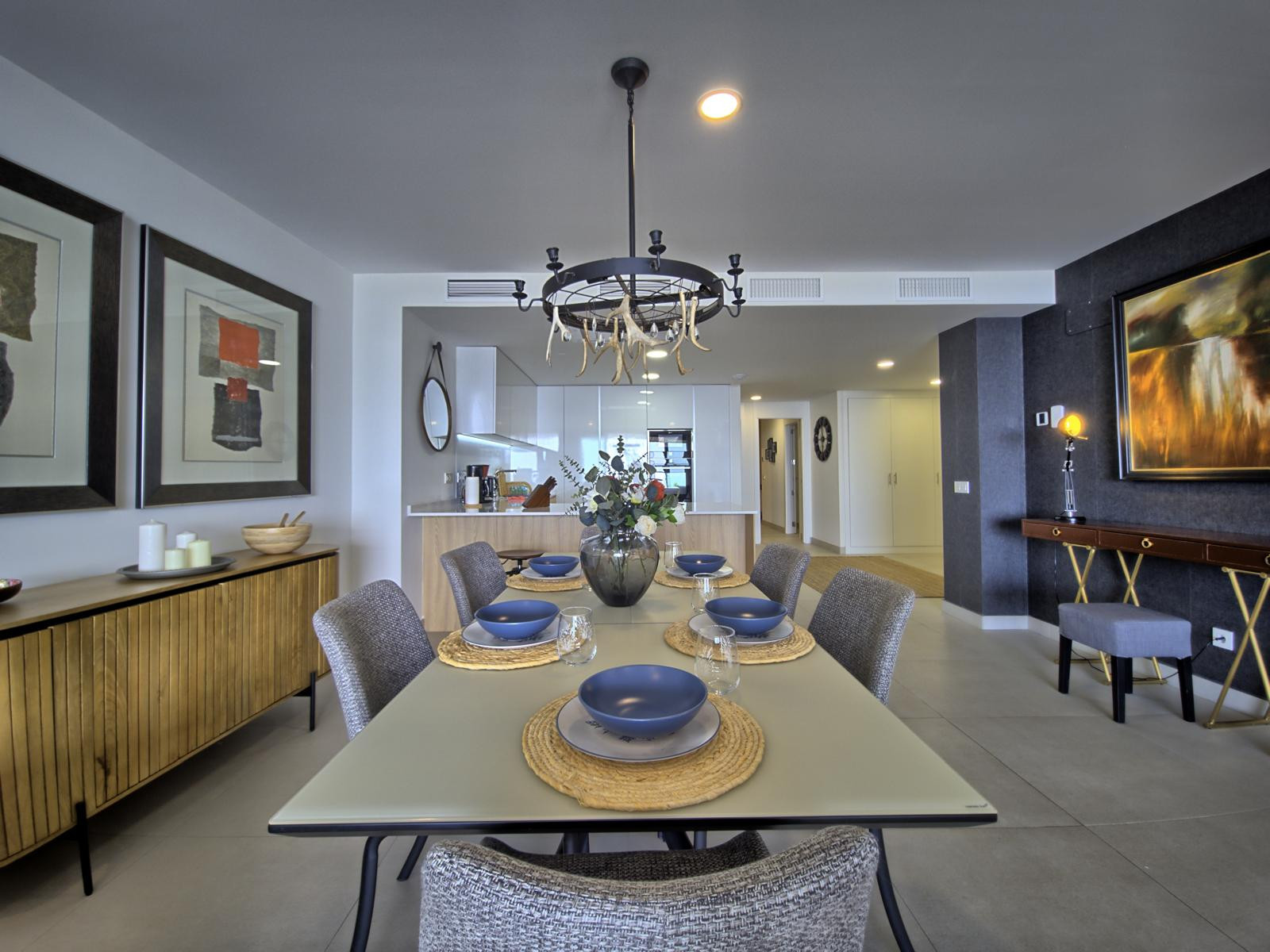 Moderne Luxuswohnung mit 3 Schlafzimmern und großem Balkon in La Cala de Mijas