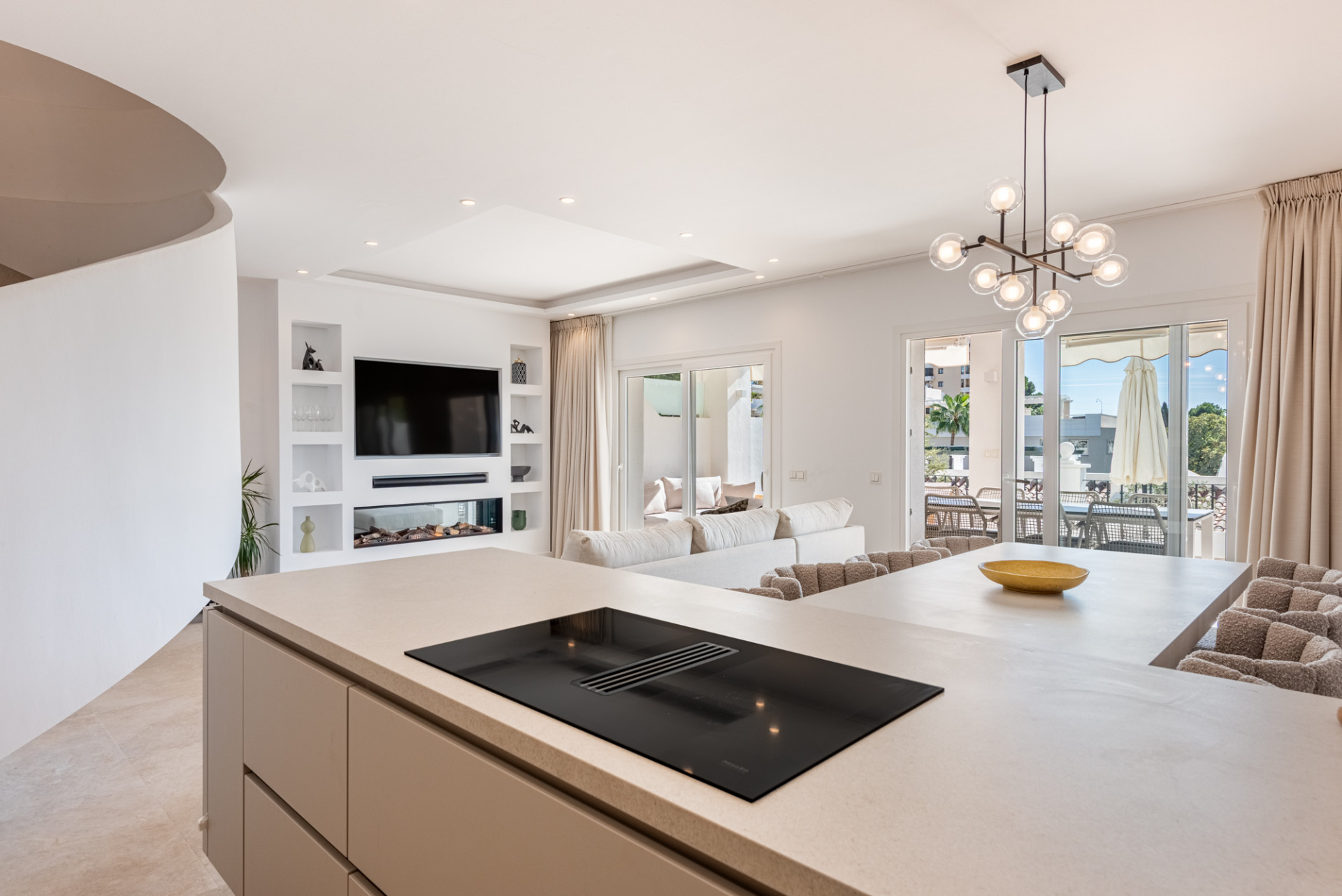 Neu renoviertes Reihenhaus in Aloha Gärten mit Panoramablick