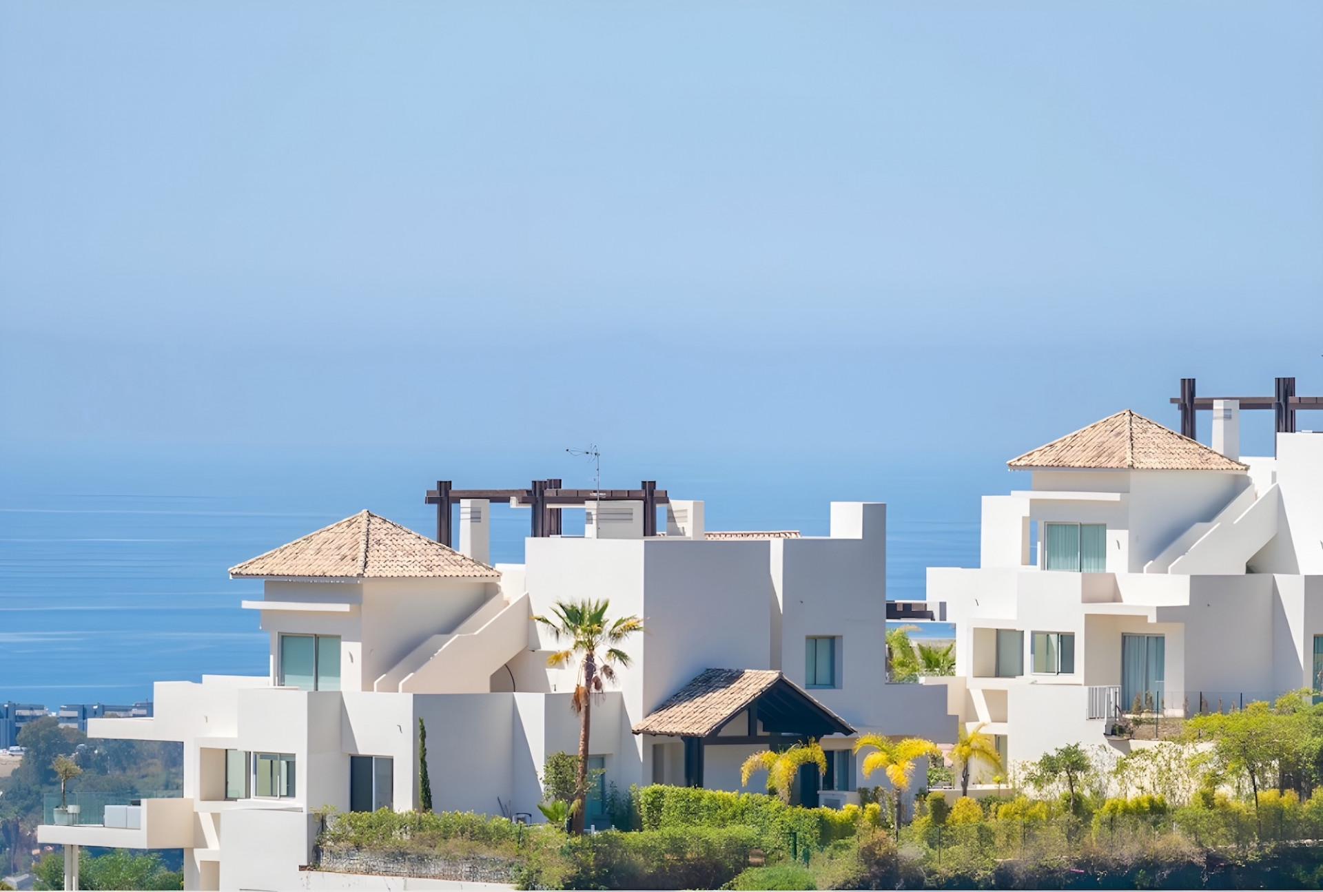 Duplex Garden Apartment in Marbella Club Hills
