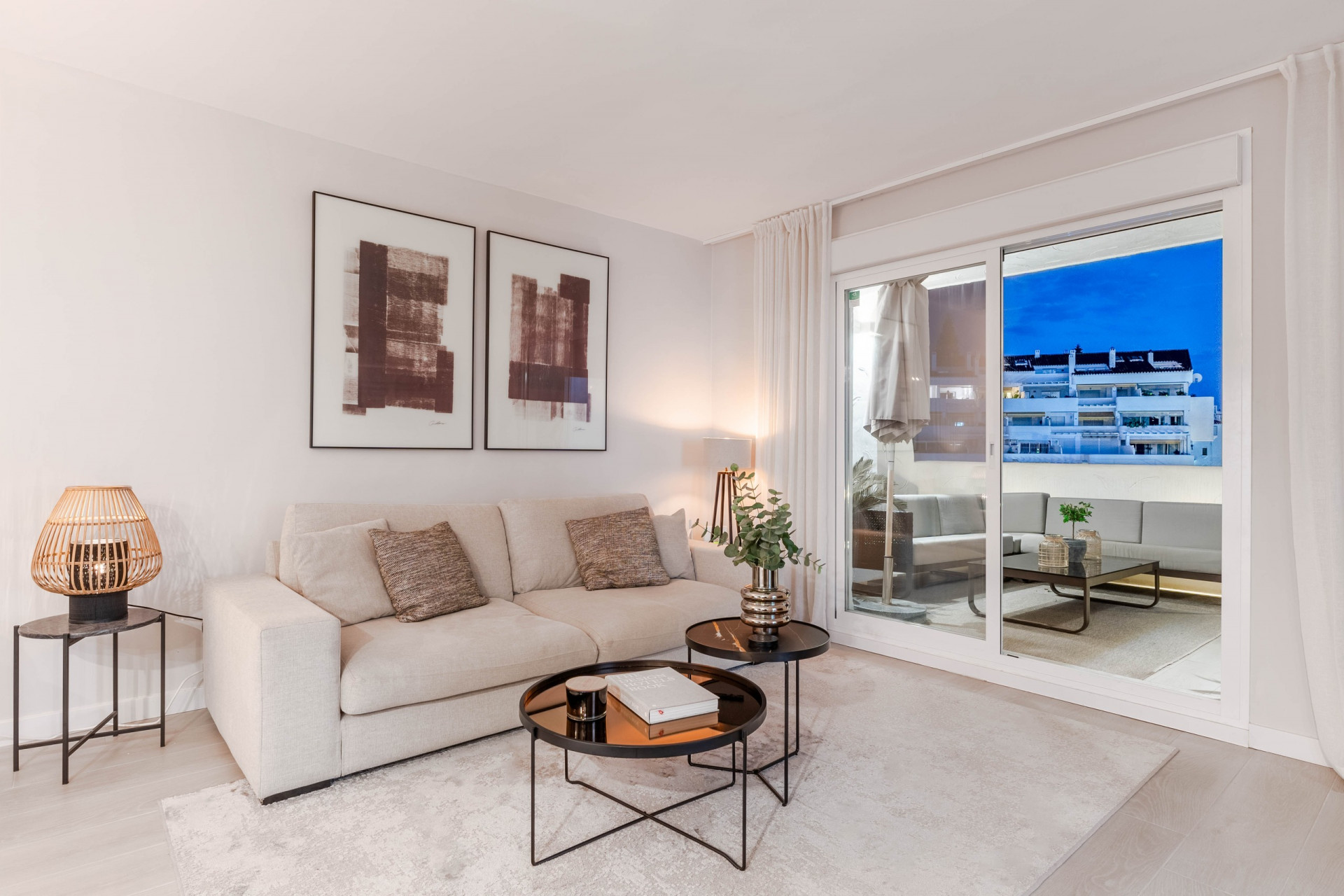 Lichtdurchflutetes Apartment mit Südterrasse und Meerblick