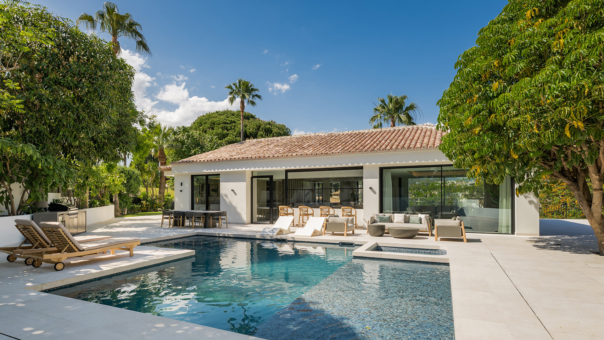 Villa Vincci – Eleganz und Komfort im Herzen des Golf Valley von Marbella