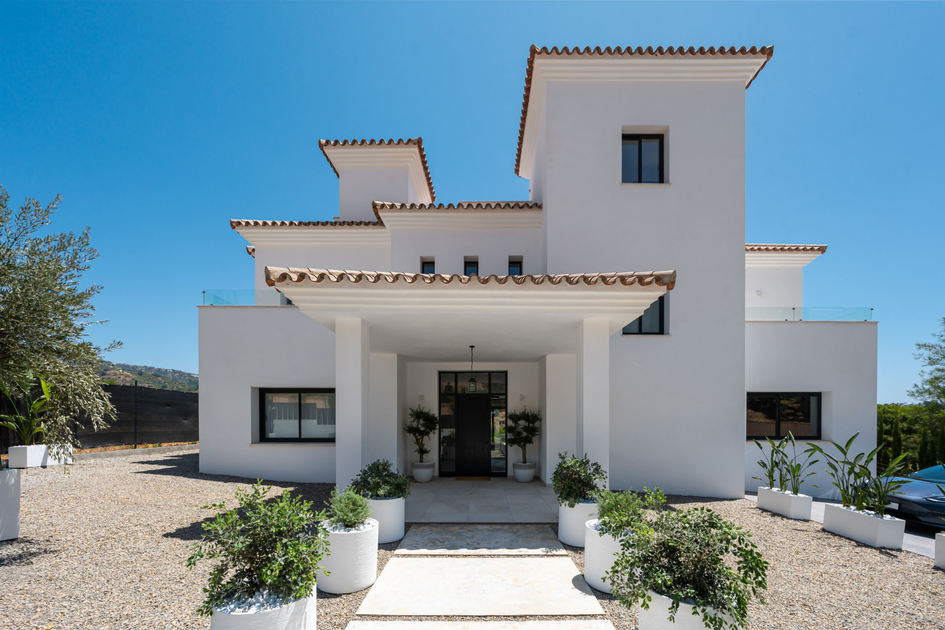 Villa Andrea – Zeitgenössischer Luxus trifft mediterrane Leichtigkeit