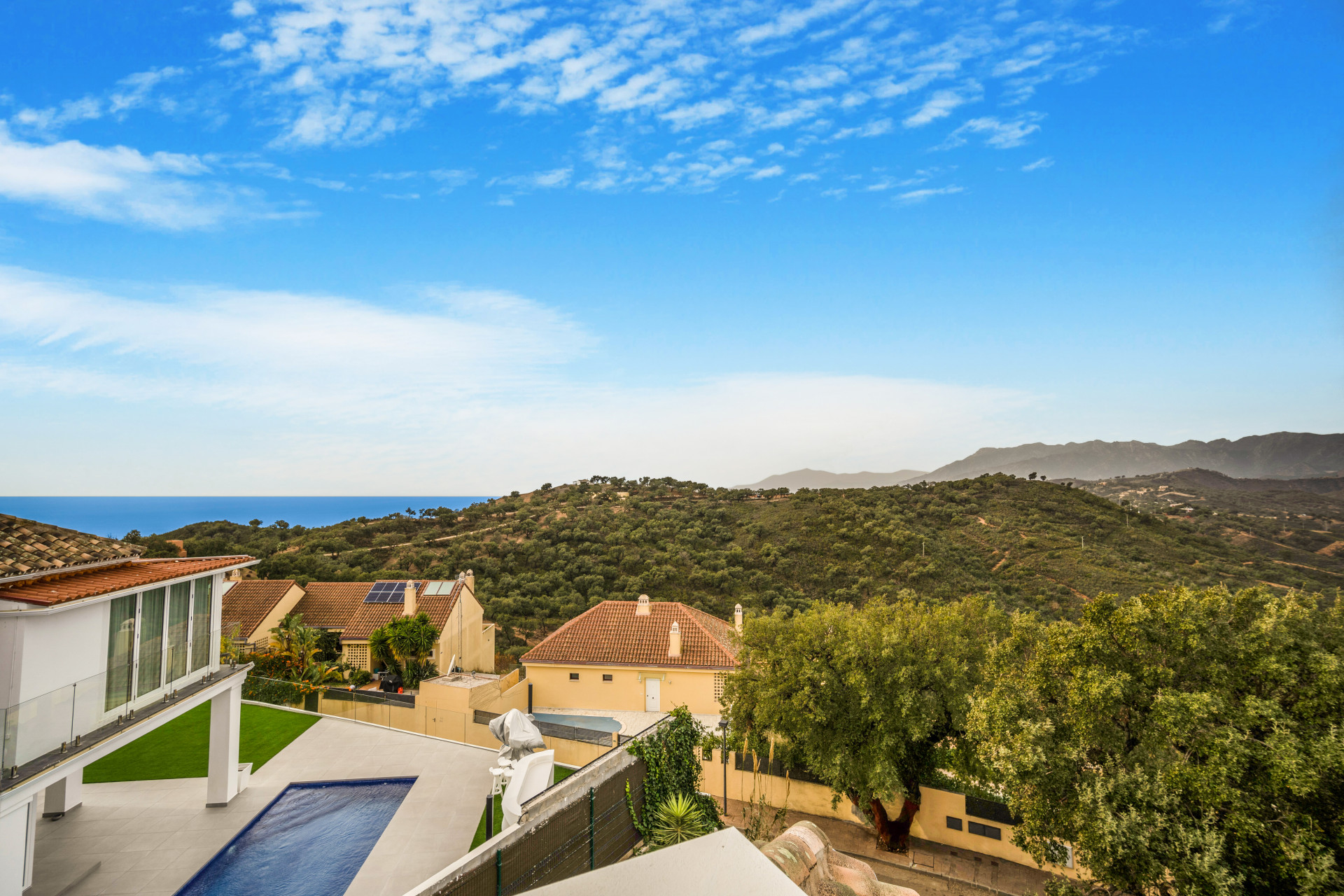 Stilvolle Doppelhaushälfte mit Panoramablick in La Mairena