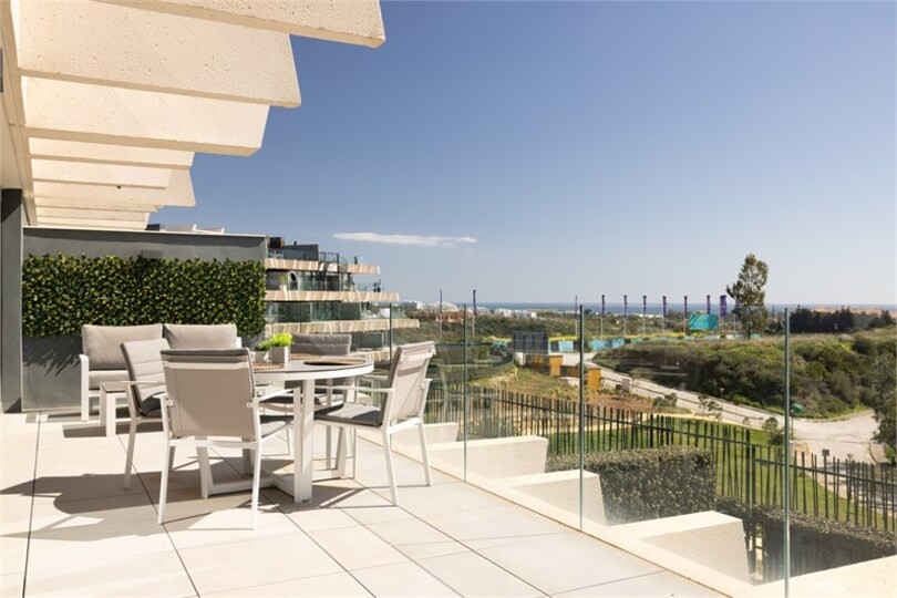 Langzeitvermietung – Stilvolles Apartment mit Meerblick in Oasis 325