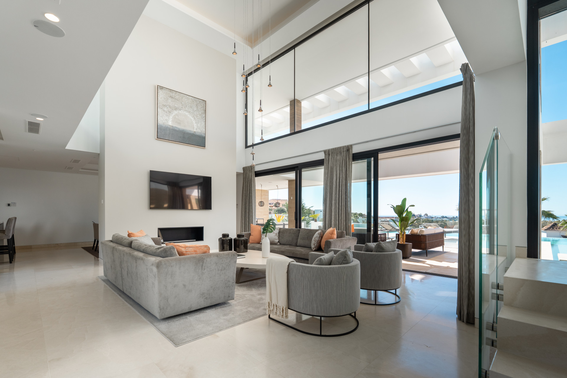Exklusive Villa mit Meerblick in La Alquería, Benahavís
