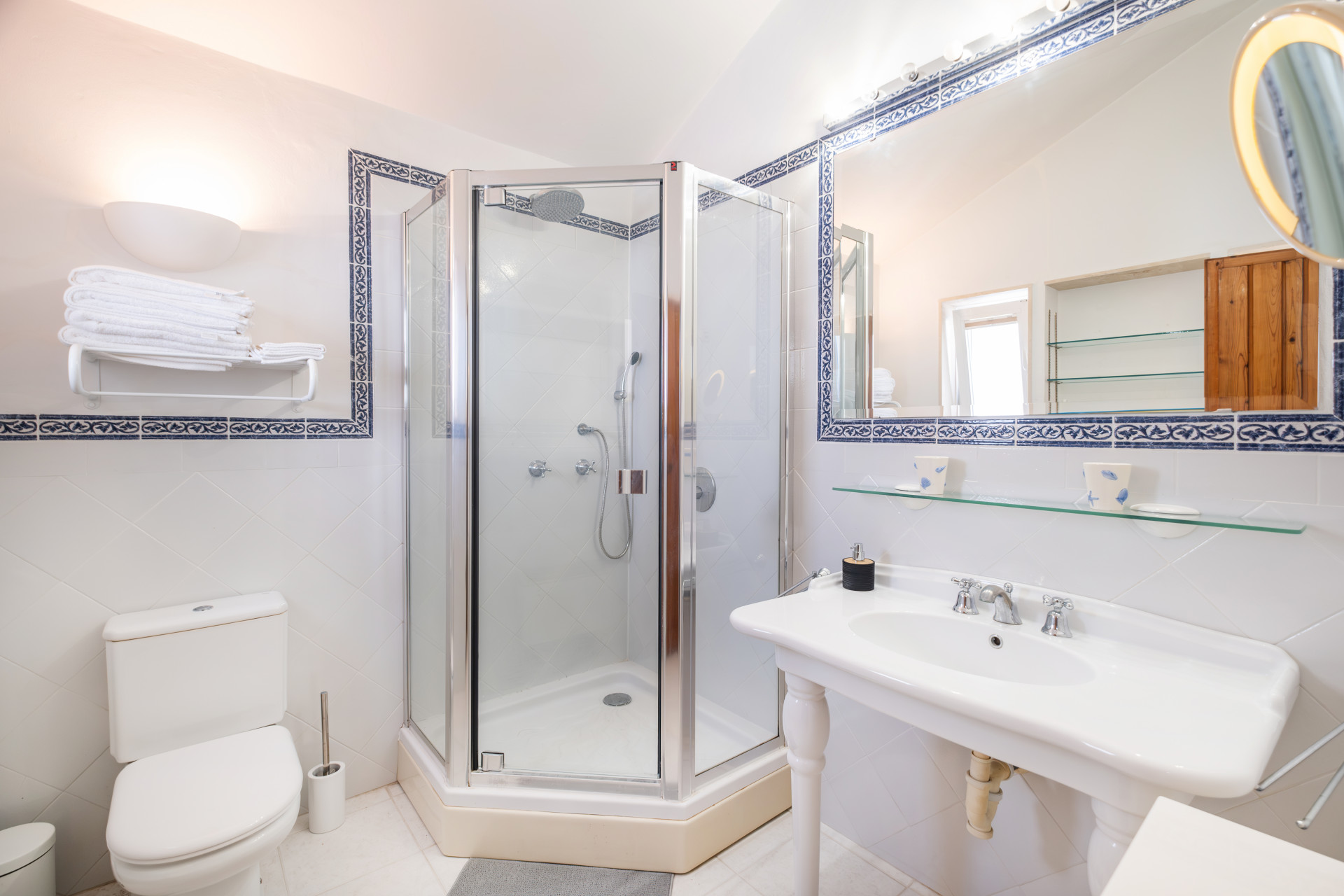 Image 40: detached villa For sale, Marbella, €8,400,000 [AQ-0118]