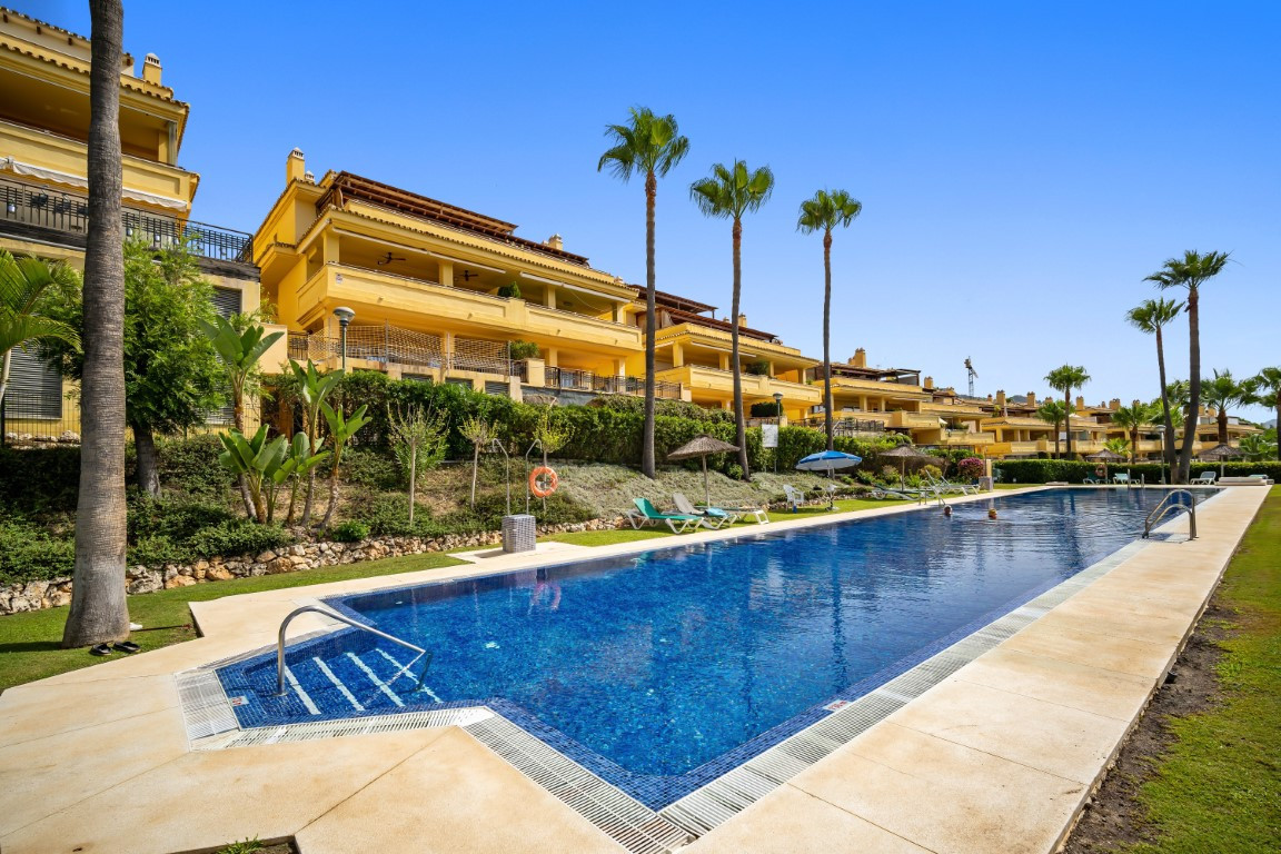 Apartment in Condado de Sierra Blanca, Marbella Golden Mile  