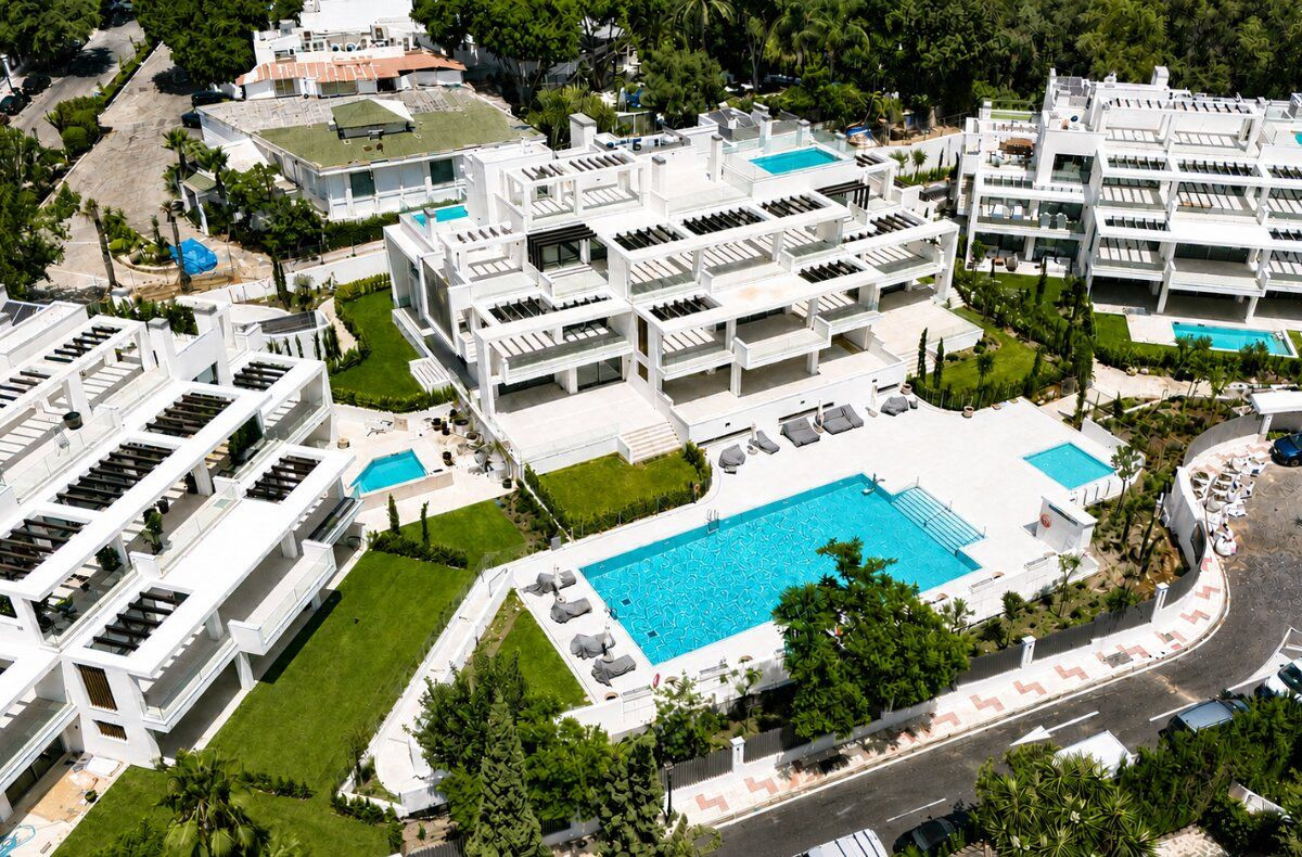 Luxury 4-Bedroom Duplex Penthouse for Sale on Marbella’s Golden Mile