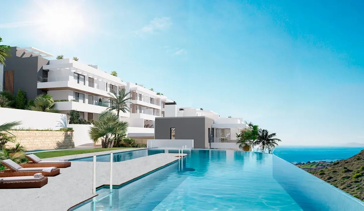 Stylish New-Build Apartments with Breathtaking Sea Views near Sotogrande