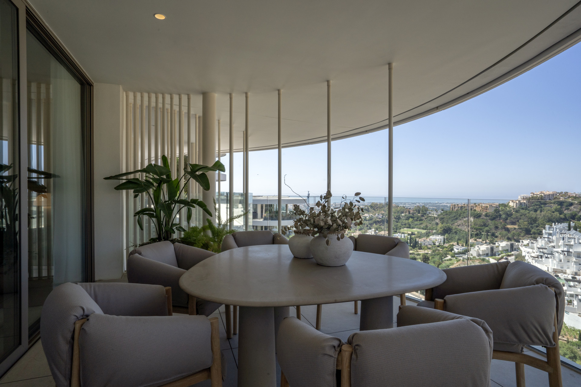 Spacious Elegance with Unrivaled Views: Exclusive 3-Bedroom Apartments in Marbella