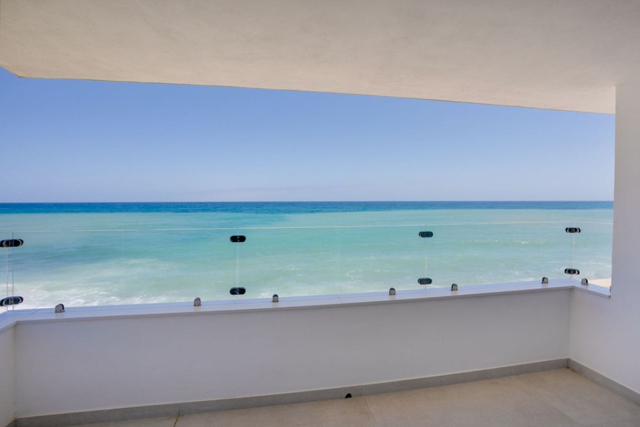 Rare Opportunity: Stunning Villa on the Beach Front with Panoramic Sea Views