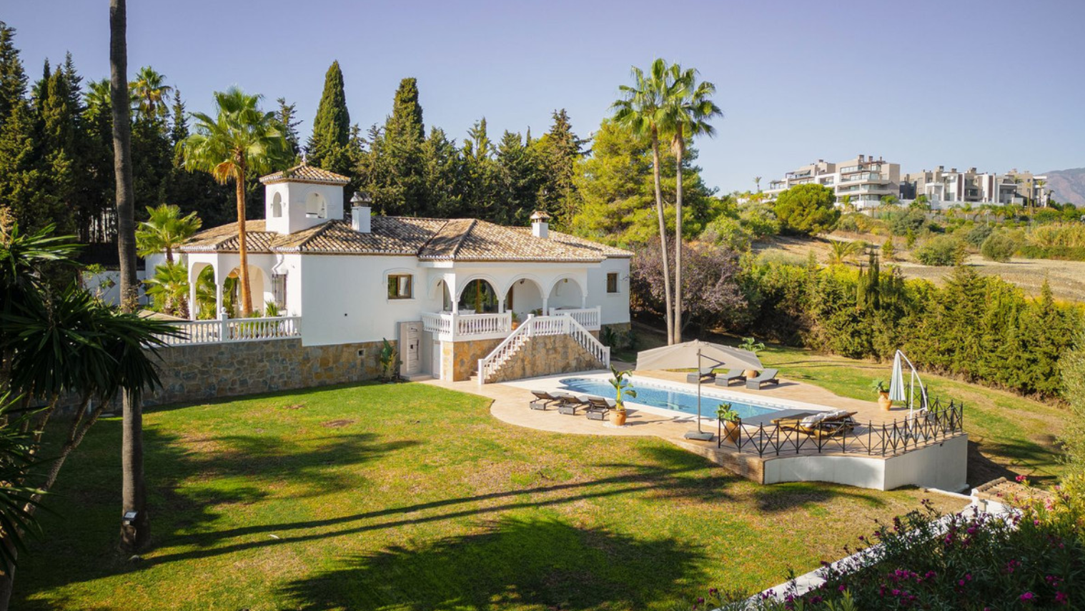A 5 Bed Andalusian Luxury Retreat on a 3,535 m² Plot – New Golden Mile