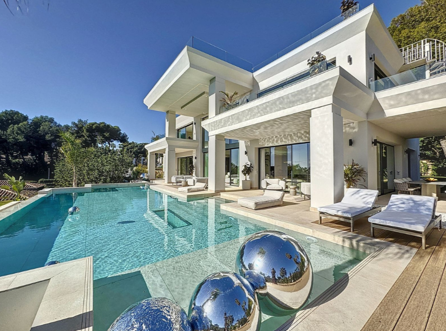 Contemporary Luxury Villa in Sierra Blanca, Marbella