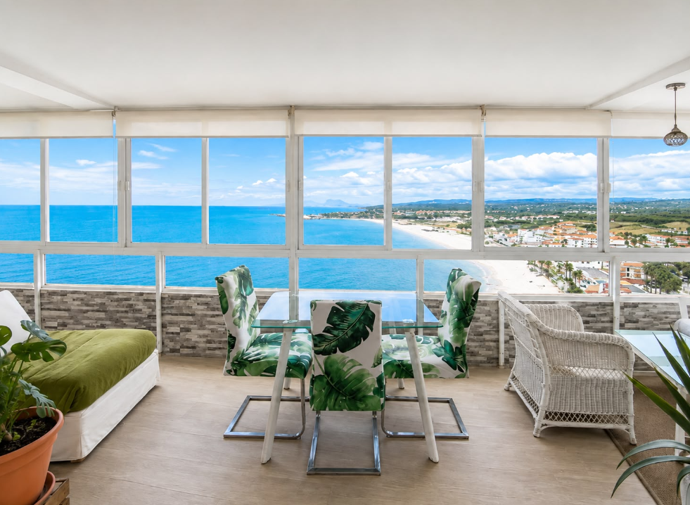 Beachfront 3 Bedroom Apartment for Sale in Sotogrande | Panoramic Sea Views to Gibraltar & Africa