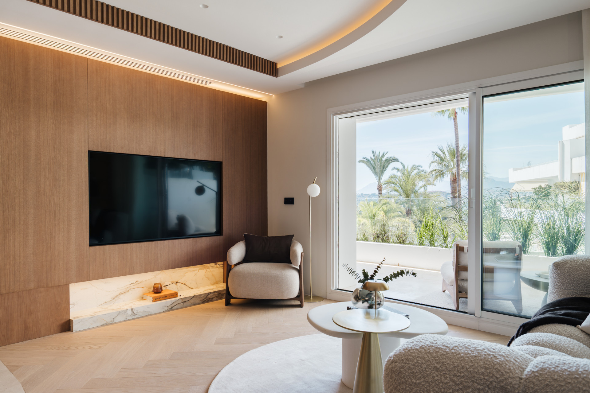 Luxury 3-Bedroom Apartment on Marbella’s Golden Mile with Panoramic Sea Views