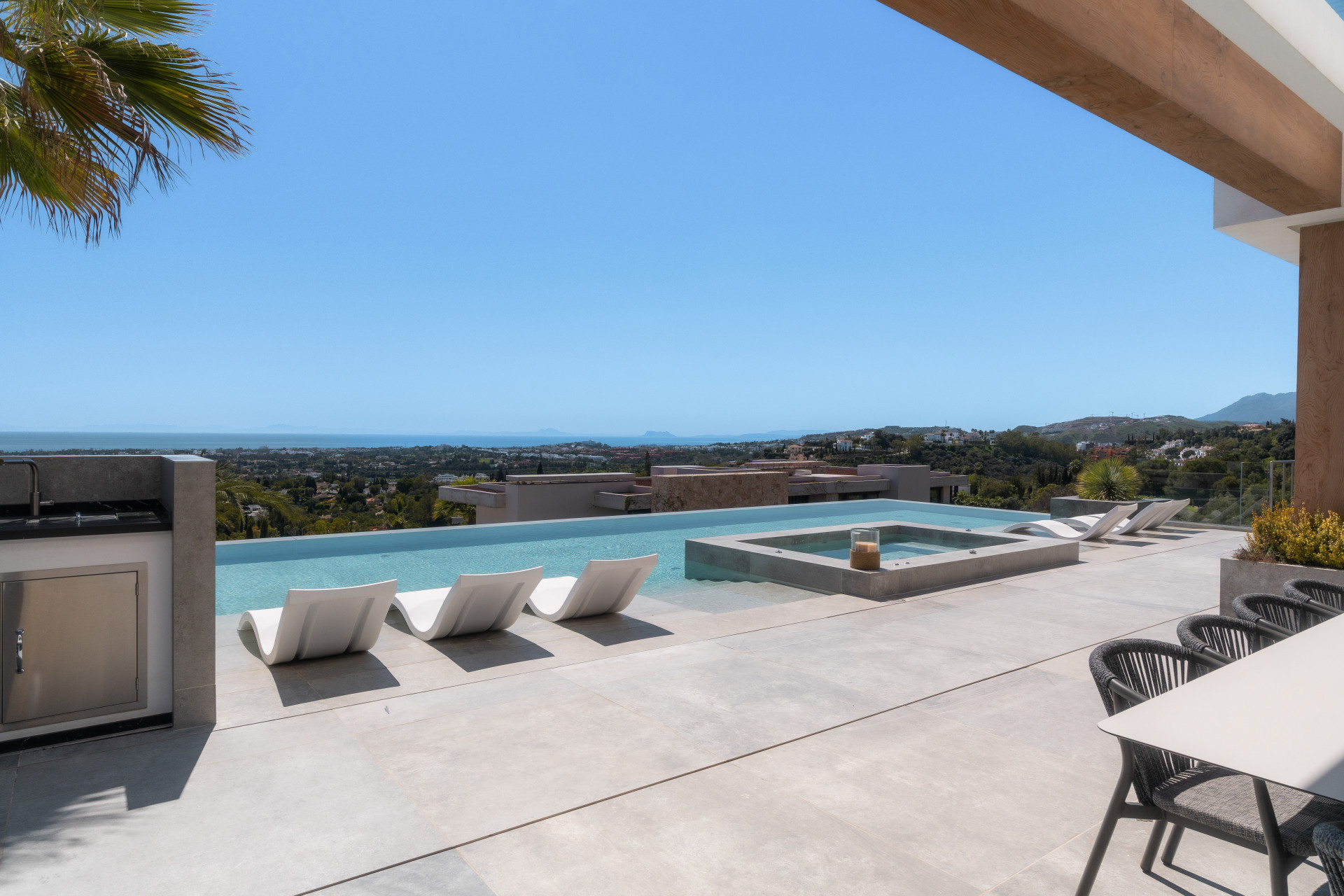 Skyline Serenity: A Masterpiece of Luxury Living