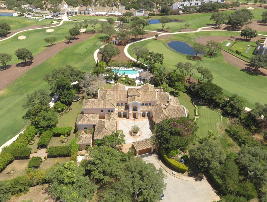 A Stately Frontline Golf Estate in San Roque Golf Resorts Most Prestigious Setting
