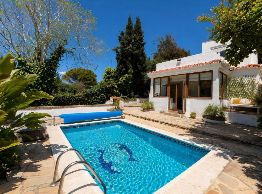 Romantic Countryside Finca Just Minutes from La Duquesa Marina