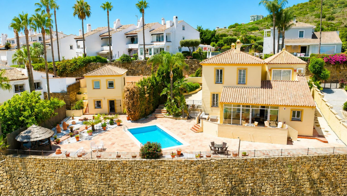 Charming Andalusian Frontline Golf Villa with Guest House & Spectacular Sea Views