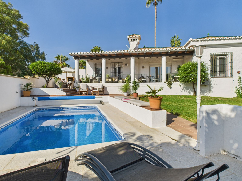 Beautiful 4-Bedroom Detached Home with Private Pool in Estepona