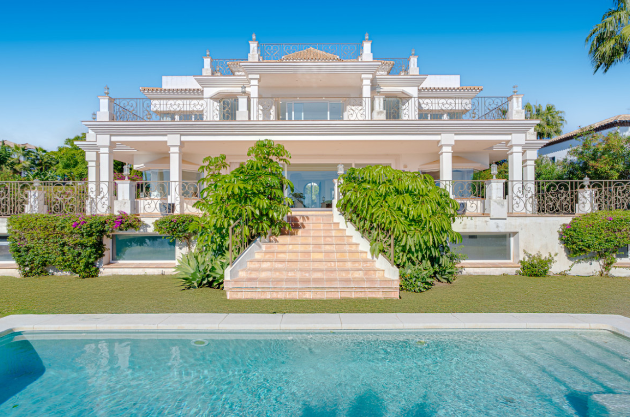 Breathtaking Eight-Bedroom Luxury Mansion in Exclusive Gated Los Flamingos Golf Resort