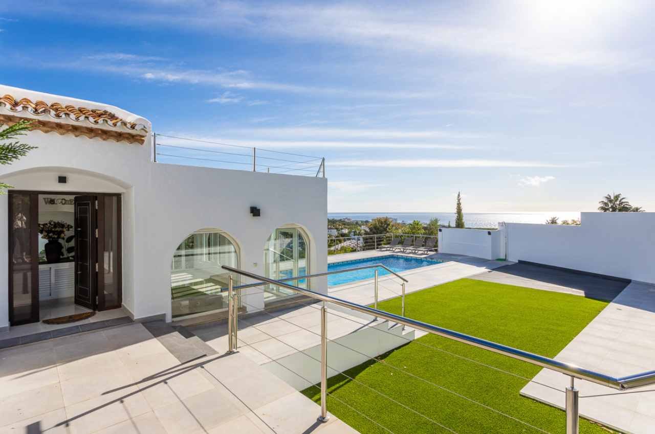 Mediterranean Charm Meets Modern Elegance in Calahonda, Marbella East