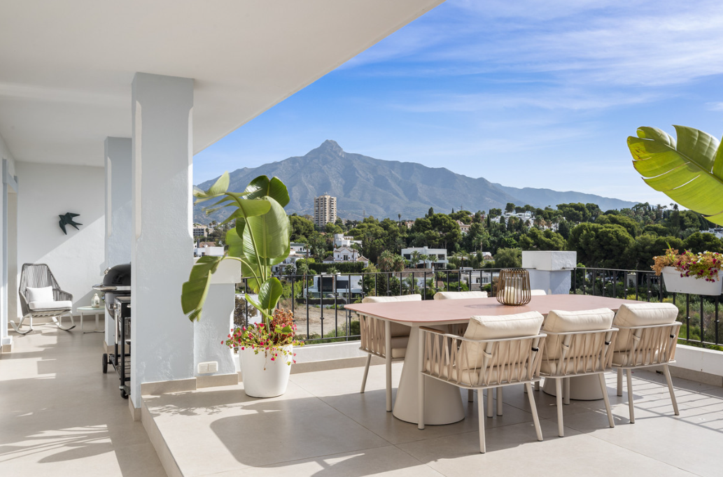 A Rare 5-Bedroom Penthouse in Marbella’s Most Sought-After Neighbourhood, with Rental Licence