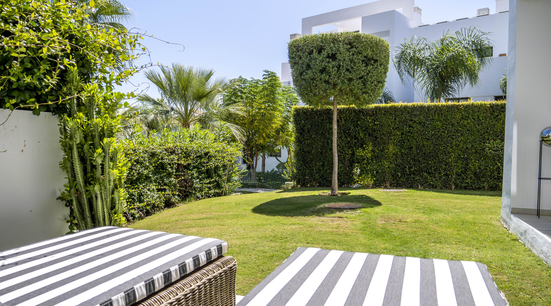 A RARE GARDEN HOME IN CORTIJO DEL GOLF