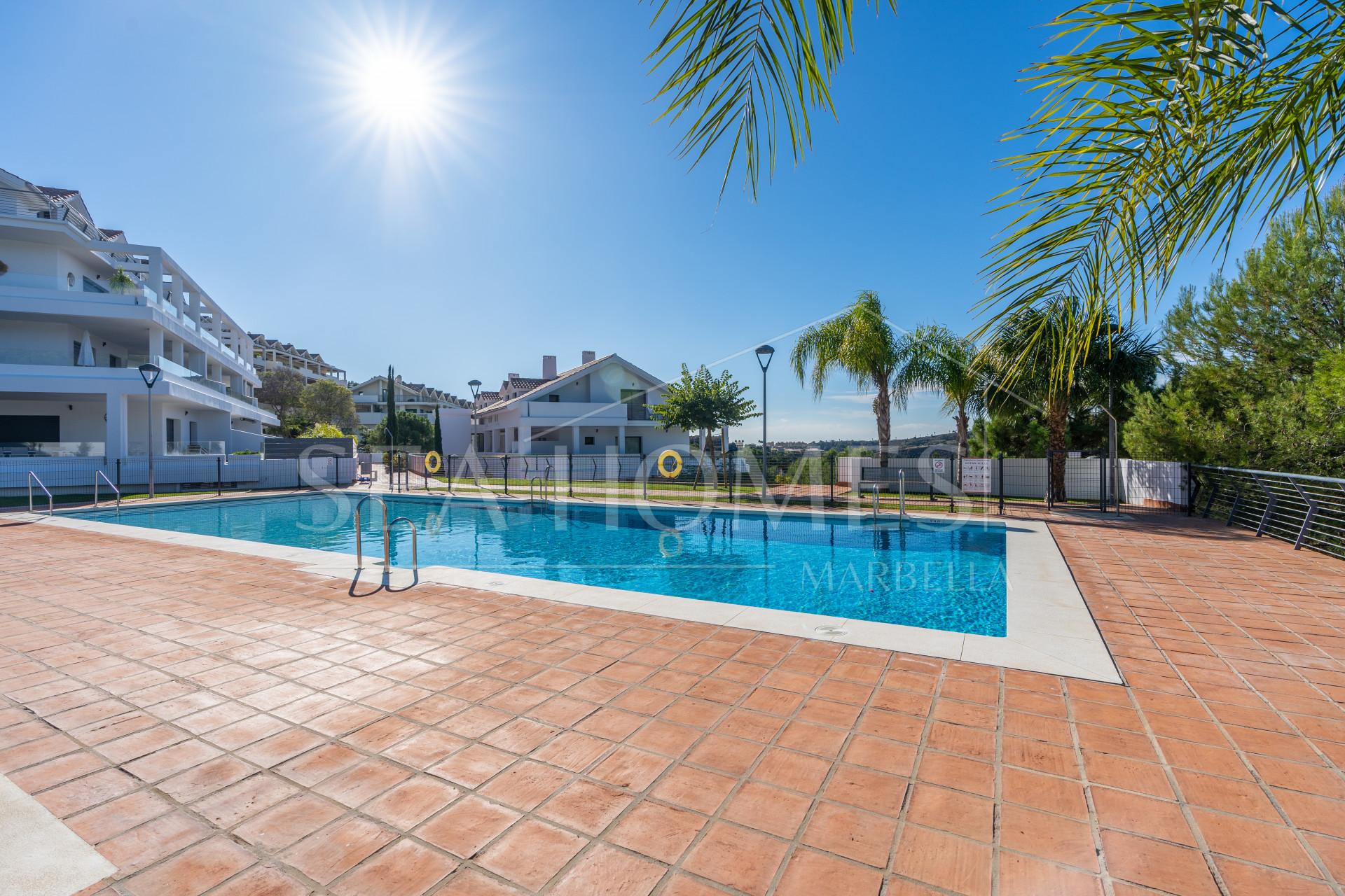 Stunning 2 bed Duplex Penthouse in Selwo, Estepona