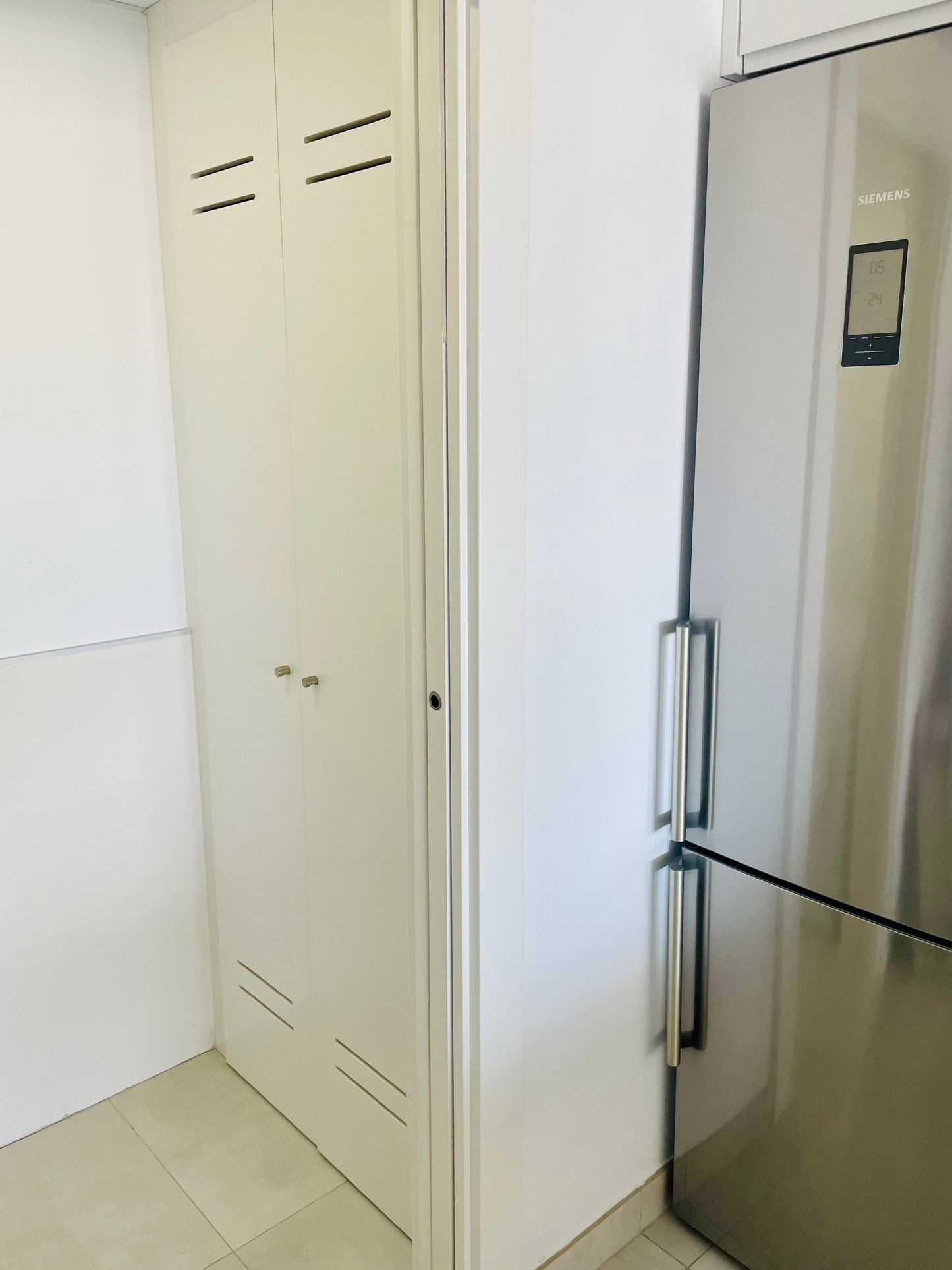 Rare opportunity ELEMENTS – Altos de Los Monteros / New construction from 2022, 1 room bijou 58m2 like first occupancy fully furnished with sea views