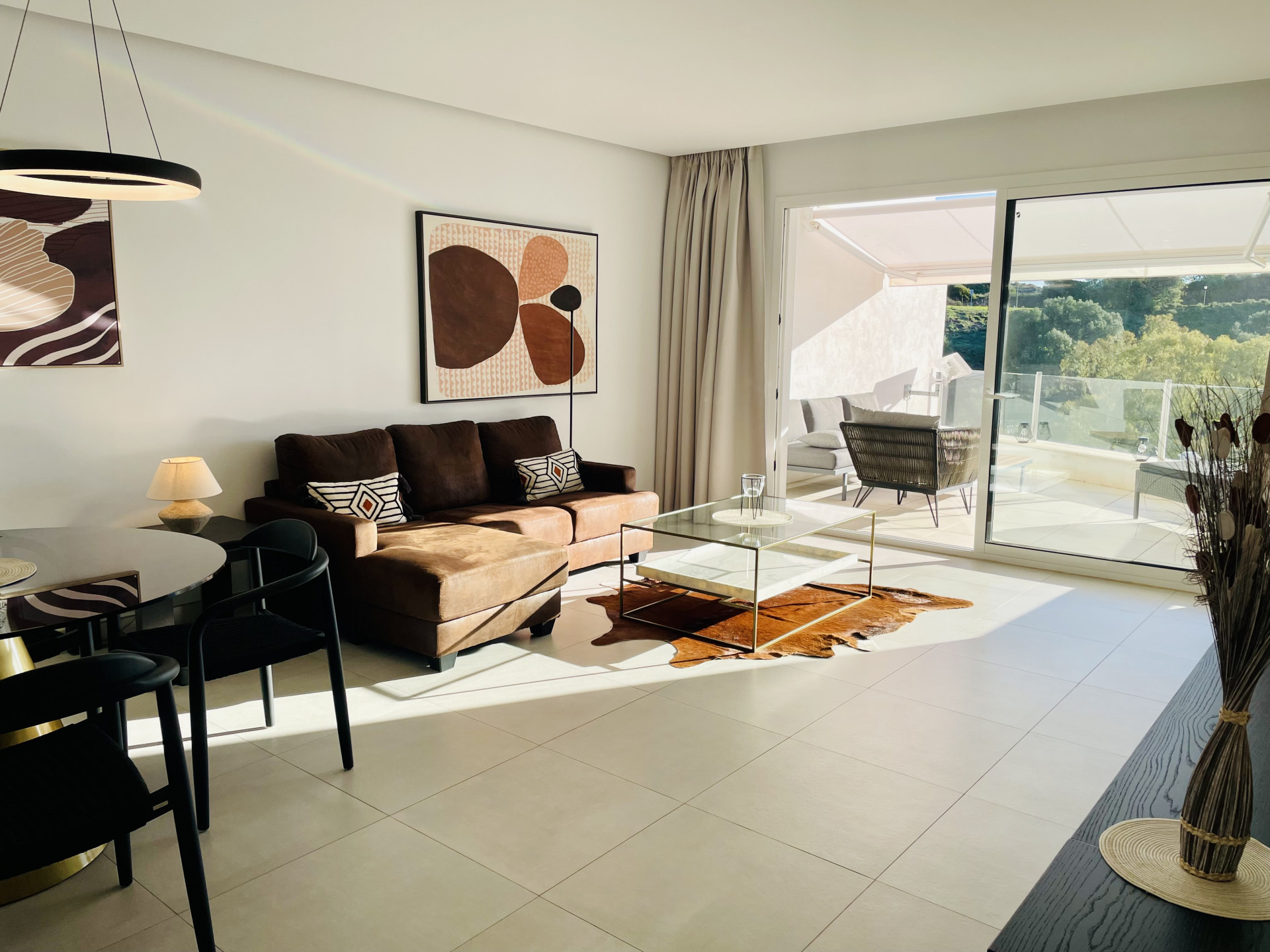 Rare opportunity ELEMENTS – Altos de Los Monteros / New construction from 2022, 1 room bijou 58m2 like first occupancy fully furnished with sea views