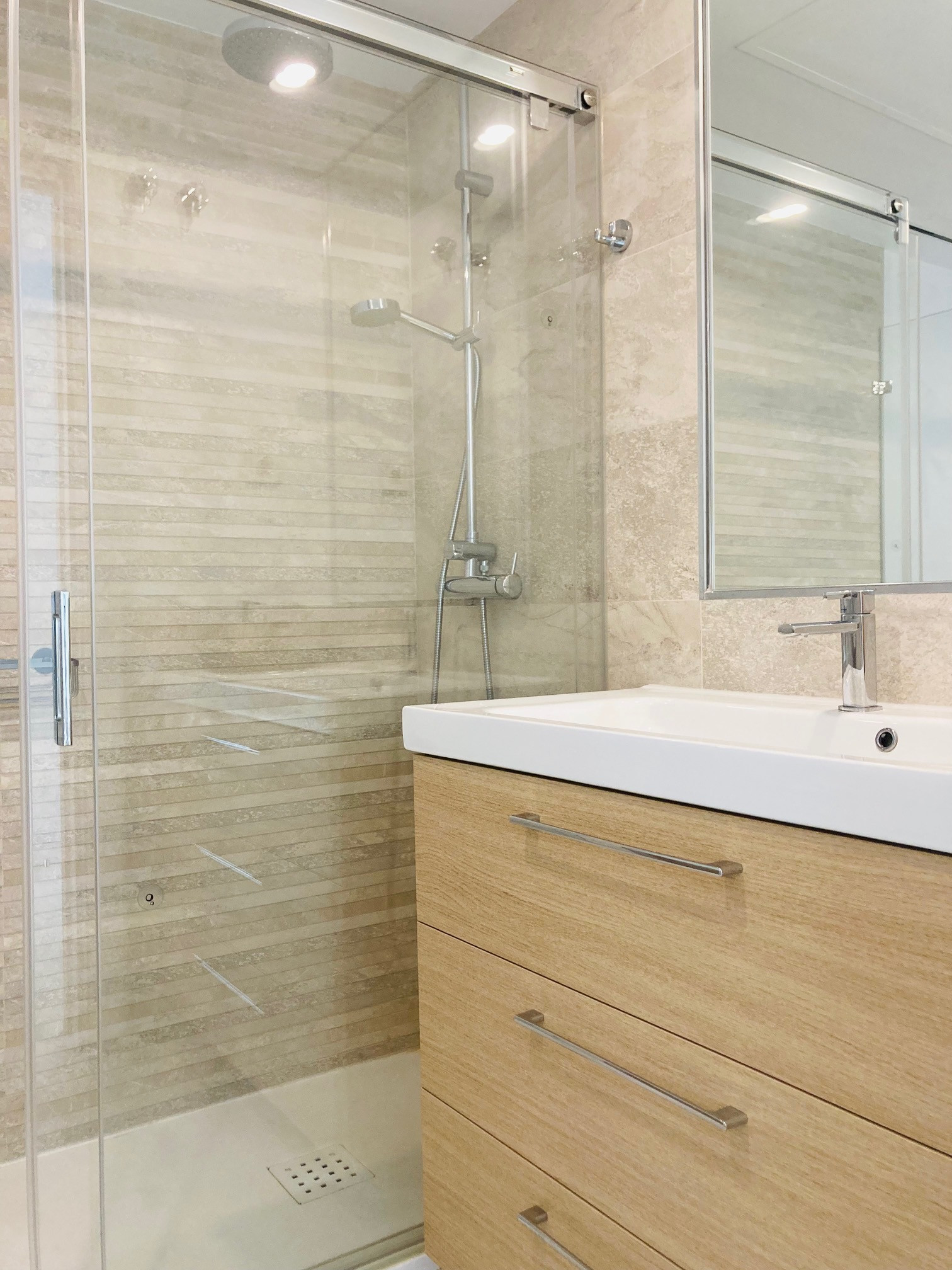 Rare opportunity ELEMENTS – Altos de Los Monteros / New construction from 2022, 1 room bijou 58m2 like first occupancy fully furnished with sea views